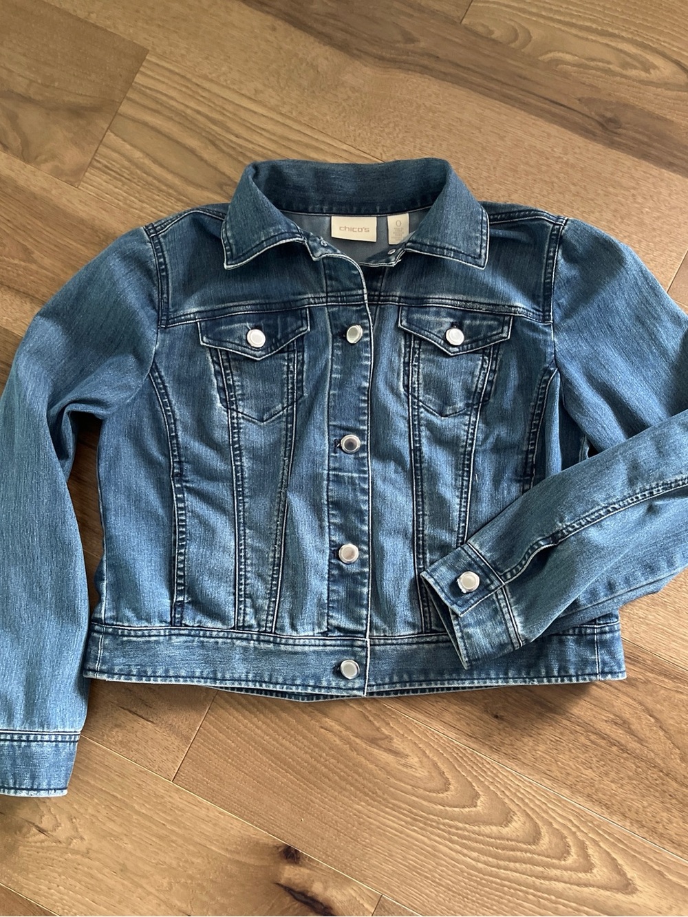 Chico's Medium Wash Button Up Stretch Denim Jean Jacket Size S